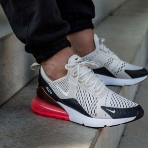 MENS NIke AIRMAX 270